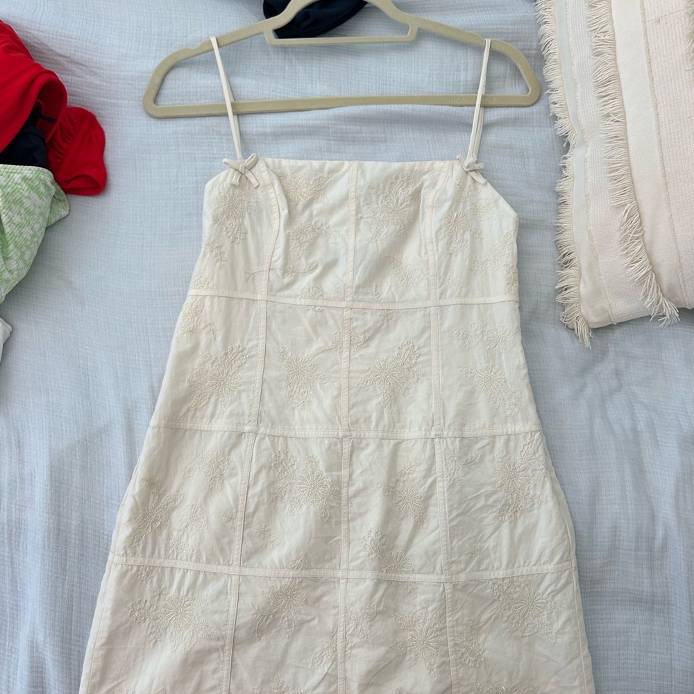 Elegant Cream Spaghetti Strap Dress